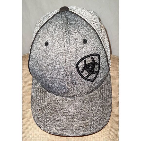 ARIAT FLEXFIT 110 TECHNOLOGY BLACK HEATHER SNAPBACK OSFA 1504901 Dirty! - Picture 1 of 7